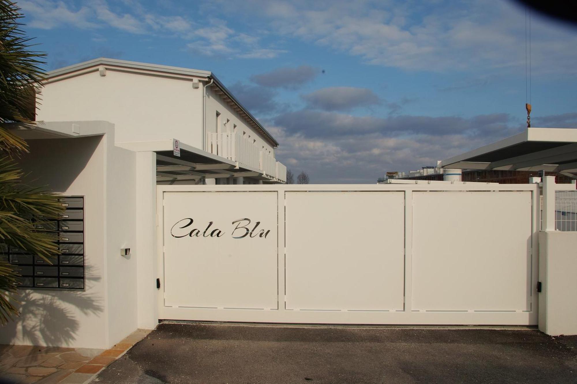 Cala Blu Residence Con Piscina-Centralissimo Lido Di Jesolo Exterior photo
